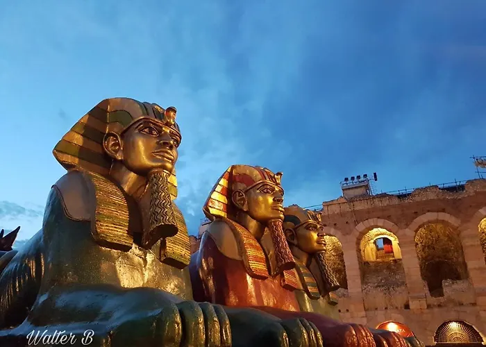 Апартаменты Residenze Mquadro Верона