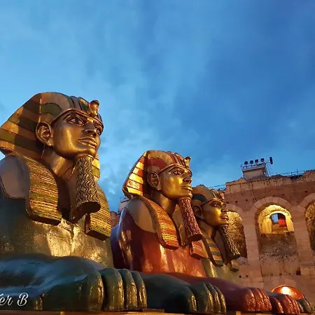 アパート Residenze Mquadro ヴェローナ